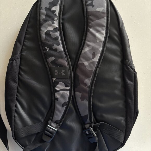Under Armour Hustle Sport Backpack Large - Brand New - Picture 2 of 2